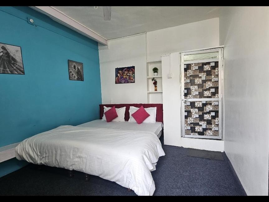 City And Palace View Guest House Udaipur Quarto foto